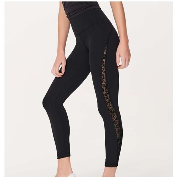 lululemon athletica Pants - Lululemon Meant To Move 7/8 Tight Flocked Floral Cherry size 6 O39